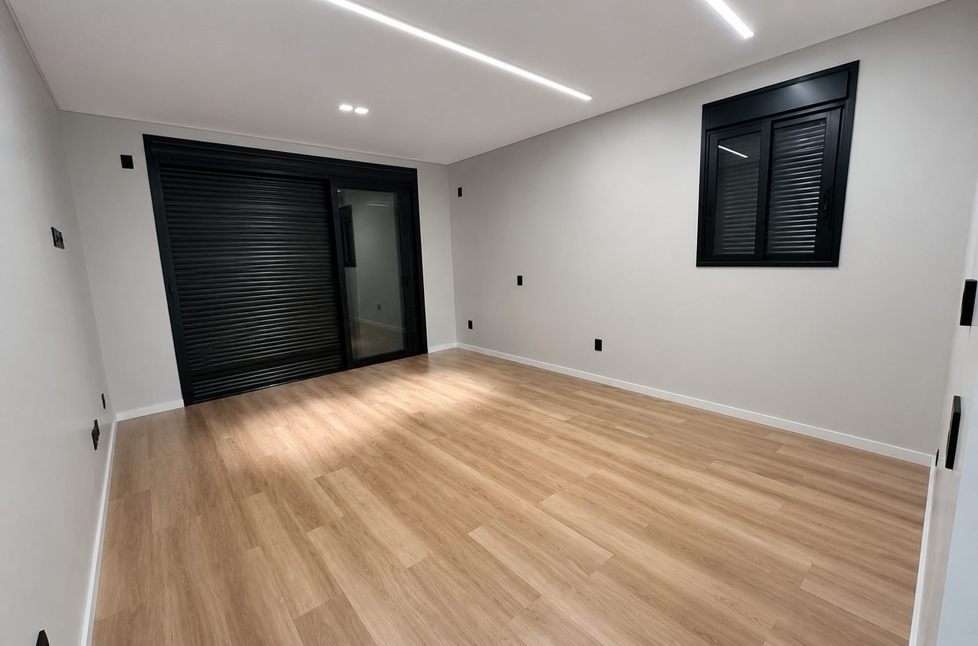 Casa Térrea Alto Padrão — Cadorin — suíte