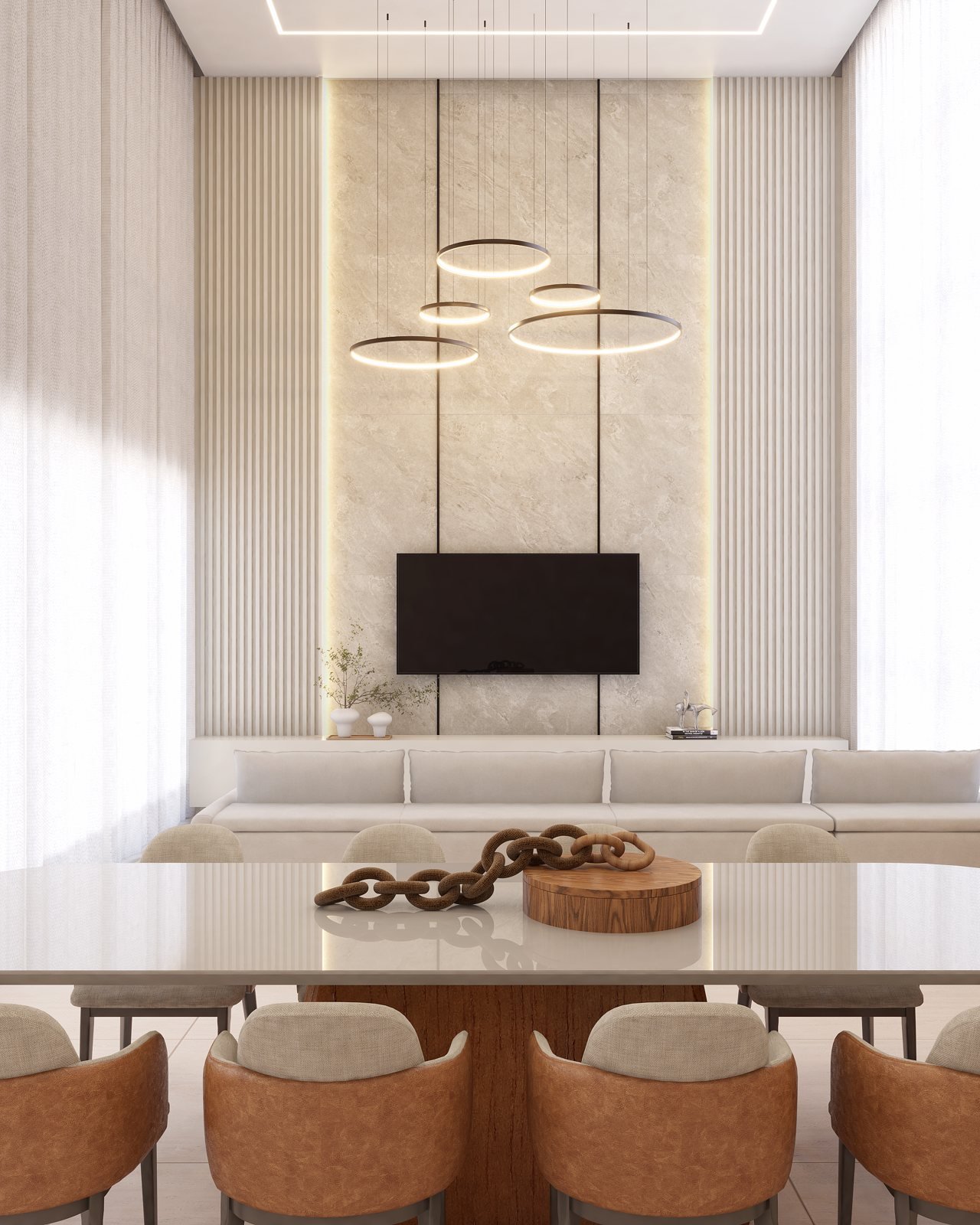 Sala de estar e jantar integradas, com painel ripado, iluminação embutida em gesso e pé-direito alto